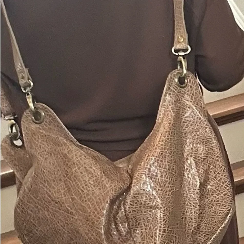 Italian Made Elegant Tan Leather Women's Bag